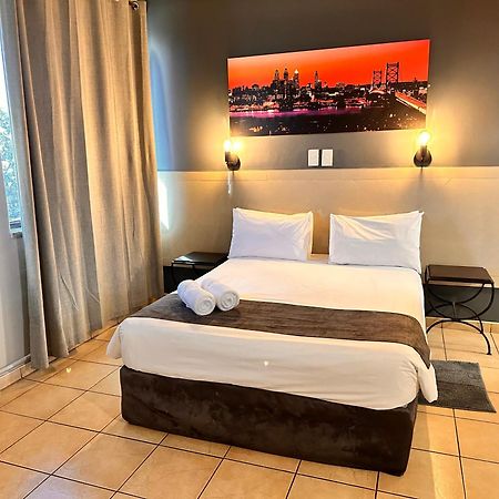 N1 Hotel Bulawayo Exterior photo
